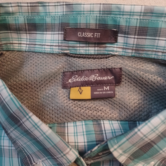 Eddie Bauer Short-Sleeve Plaid Button-Down Shirt Men's Size Medium - Picture 2 of 9